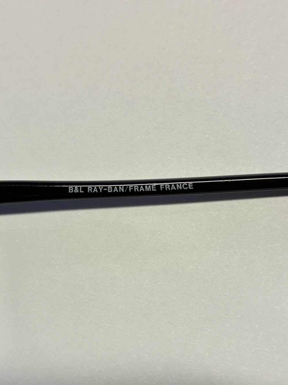 Ray-Ban Women's Black Frame with Dark Lenses Sunglasses made in France - Picture 5 of 12